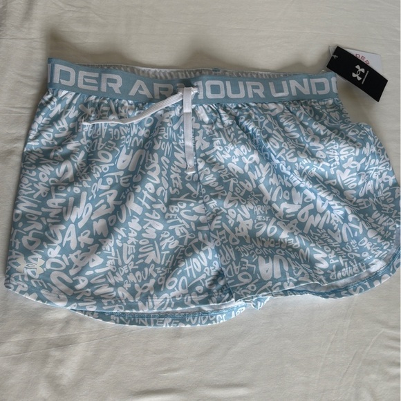 A lot Of 2 Under Armour Girl’s XL Running Shorts - Black, blue, White (16) - Picture 3 of 9